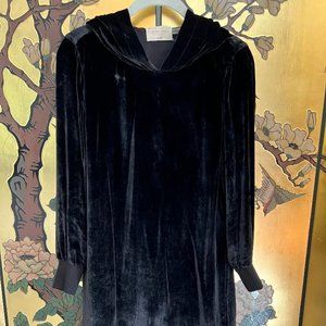 Alice + Olivia Baron Velvet Hooded Shift Dress XS